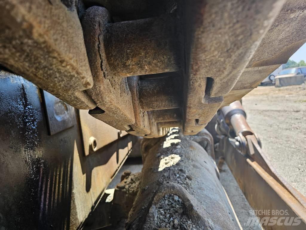 CAT D8L Vikšriniai buldozeriai