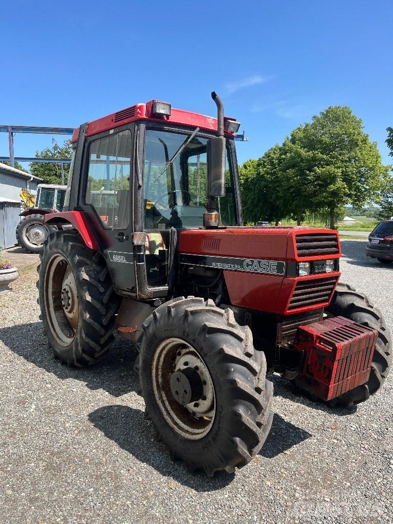 Case IH 685 XL Traktoriai