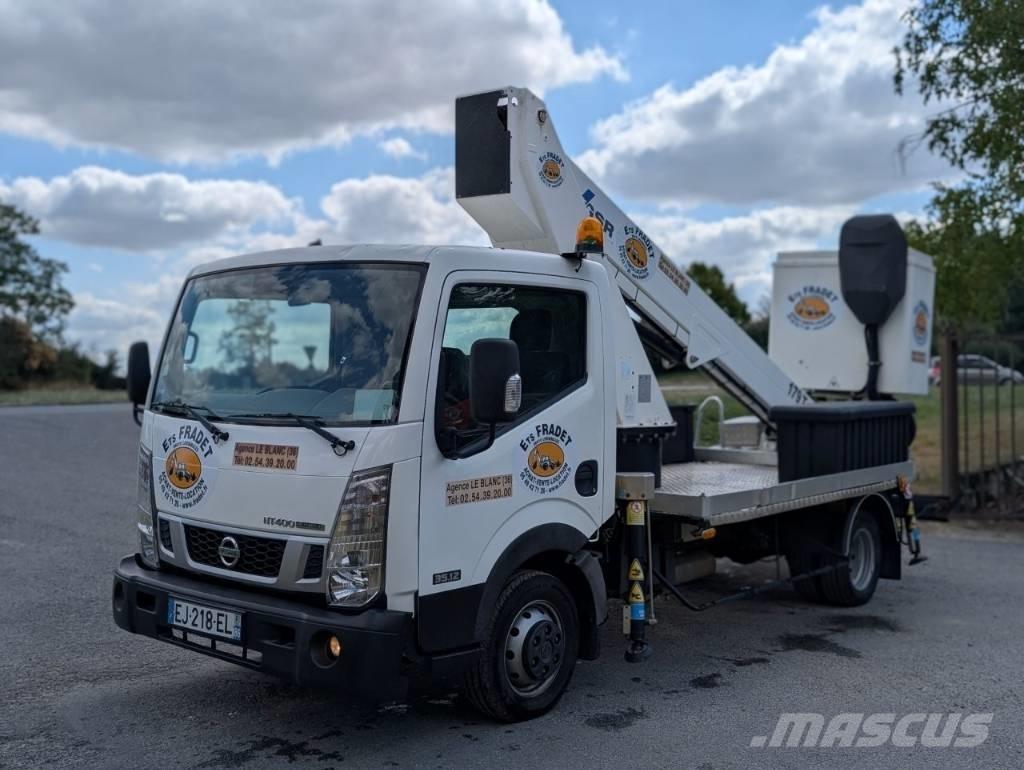 Nissan NT400 Ant vilkikų montuojamos kėlimo platformos