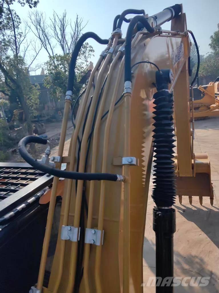 CAT 320 D2L Vikšriniai ekskavatoriai