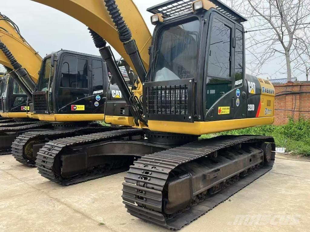 CAT 320 D Vikšriniai ekskavatoriai