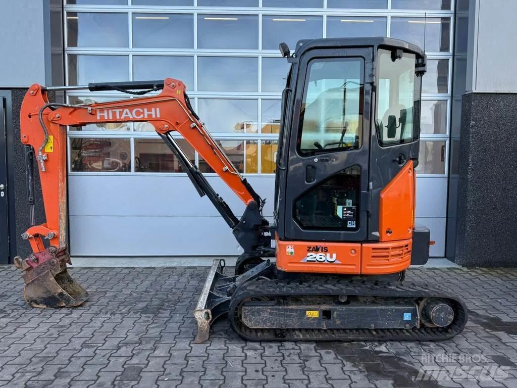 Hitachi ZX26U-6 CR Mini ekskavatoriai < 7 t