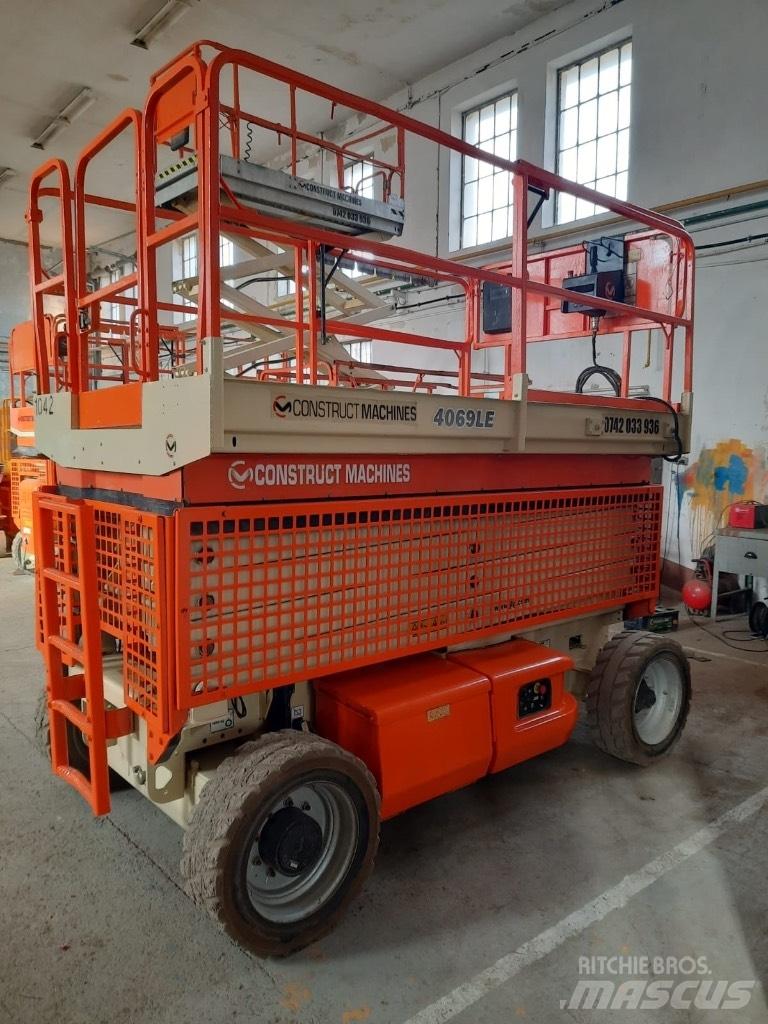 JLG 4069 LE Žirkliniai keltuvai