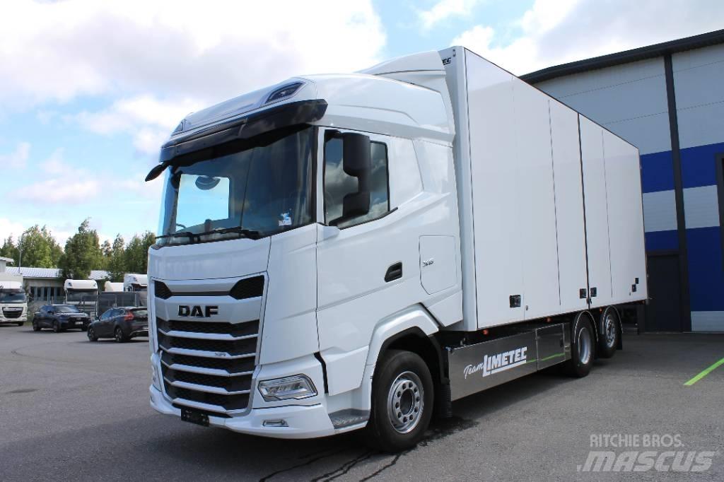 DAF XG 530 FAN Sunkvežimiai su dengtu kėbulu