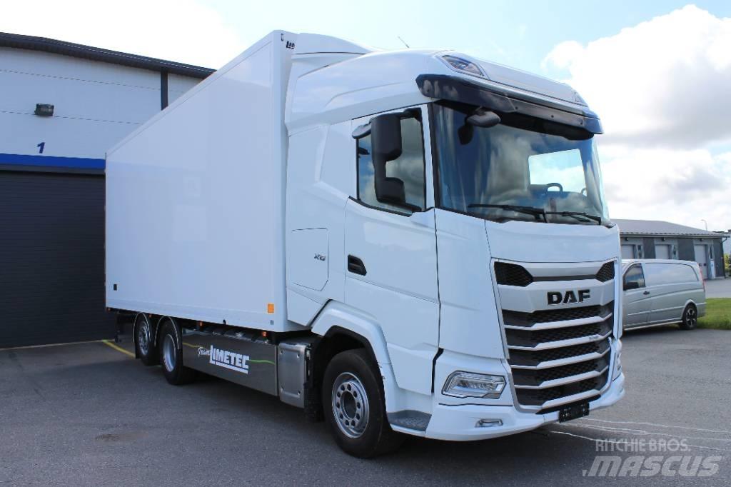 DAF XG 530 FAN Sunkvežimiai su dengtu kėbulu