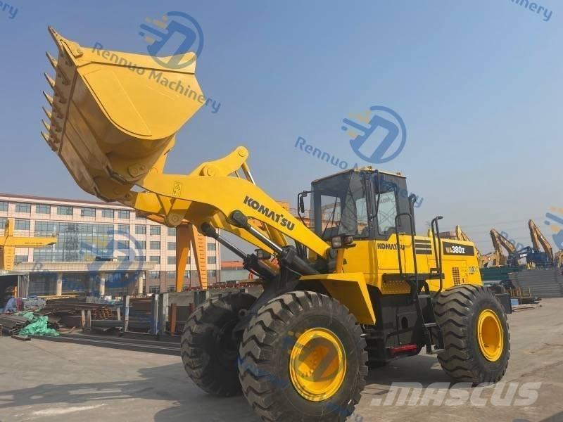 Komatsu WA380 Naudoti ratiniai krautuvai