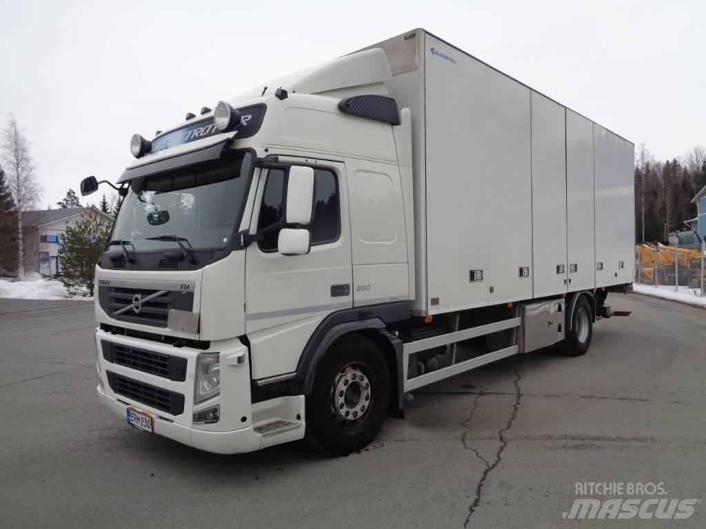 Volvo FM 11 Sunkvežimiai su dengtu kėbulu
