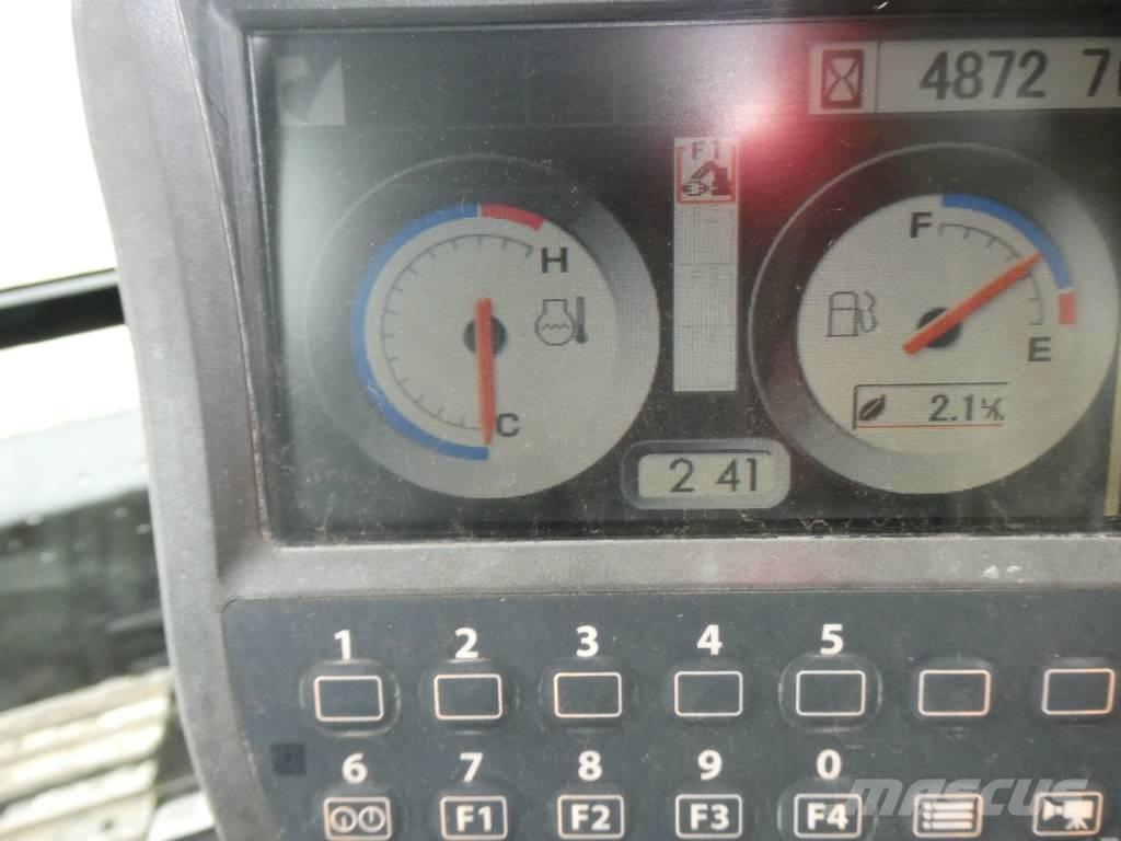 Hitachi ZX 135 US-3 Vikšriniai ekskavatoriai