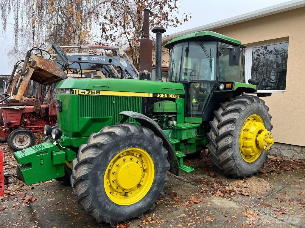John Deere 4755 Traktoriai