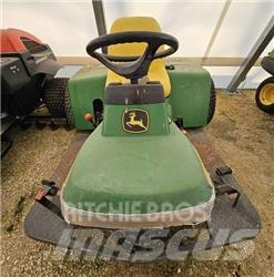 John Deere 1200 A Bunkerio grėbliai