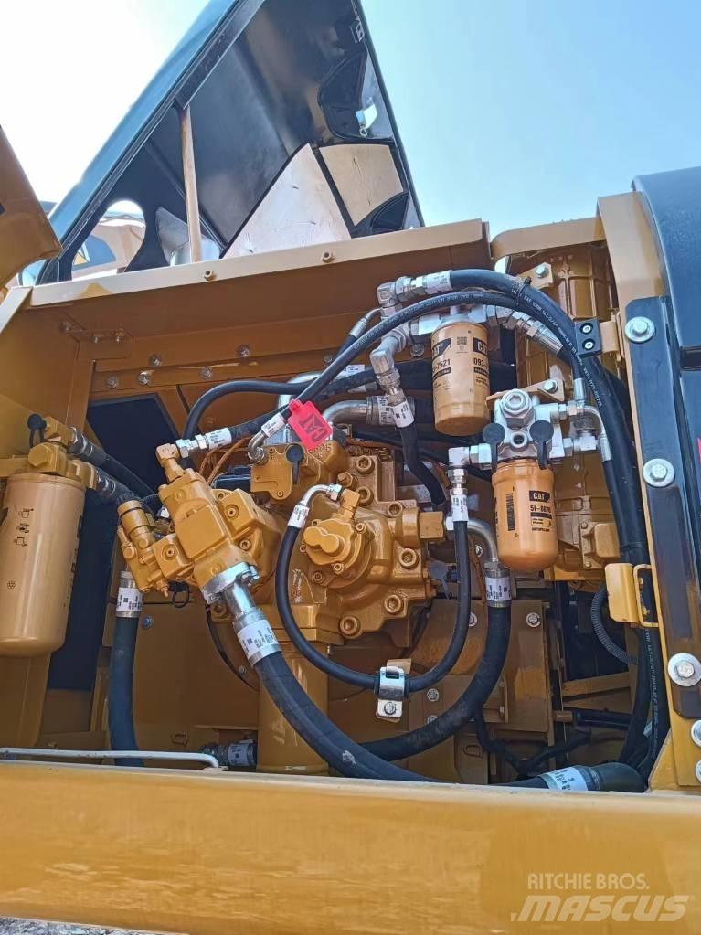 CAT CAT336D2 Vikšriniai ekskavatoriai