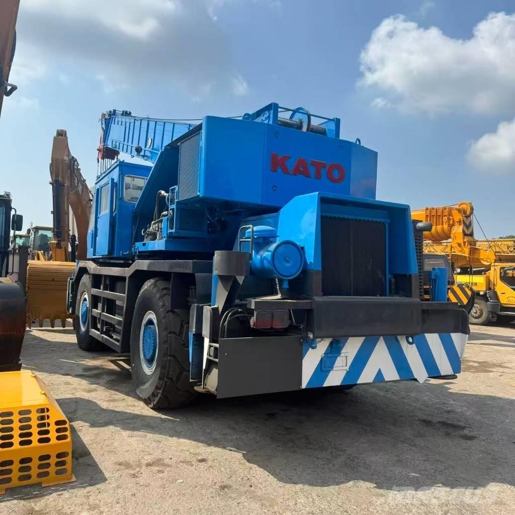 Kato KR 500-3 Neapdoroto reljefo kranai