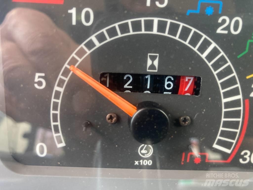 Case IH JX 80 Traktoriai