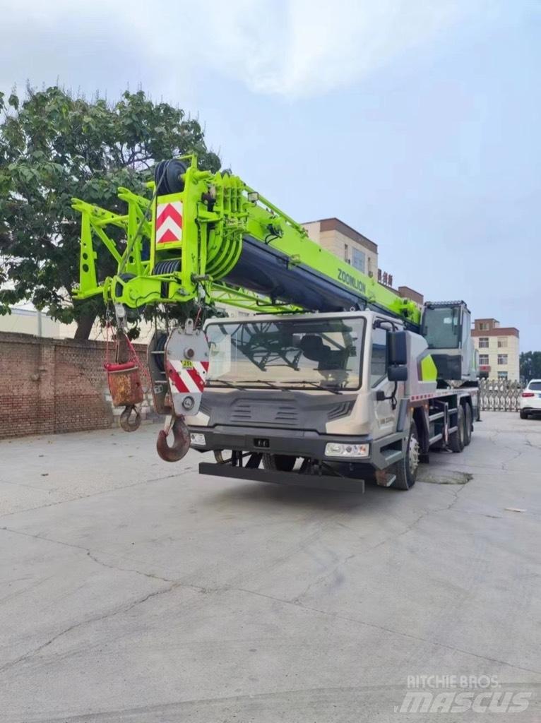 Zoomlion QY25H Visureigiai kranai