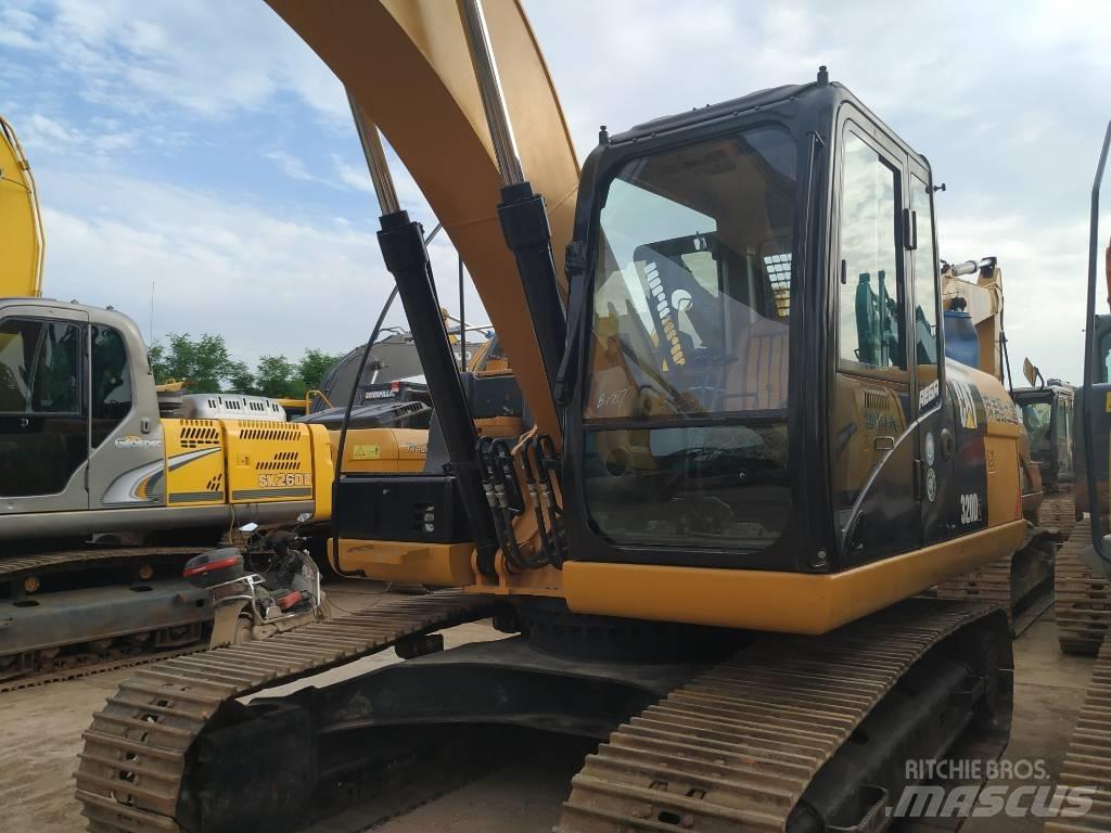 CAT 320 D Vikšriniai ekskavatoriai