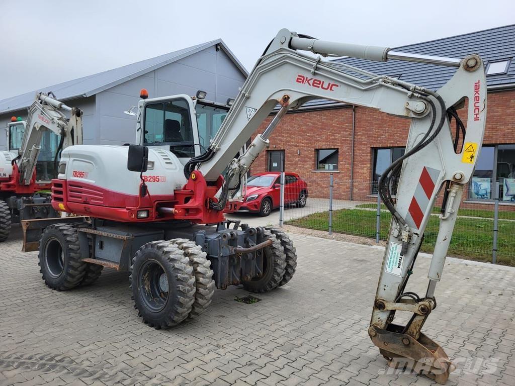 Takeuchi TB295W Vidutinės galios ekskavatoriai 7-12 t