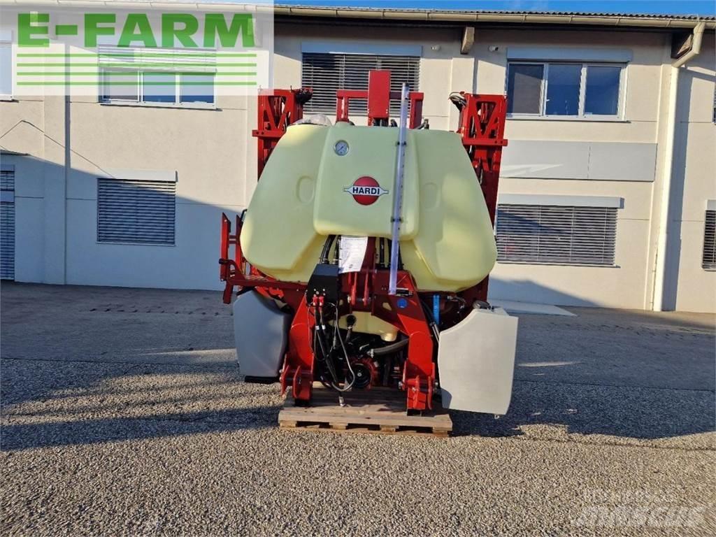 Hardi Mega 12 Prikabinami purkštuvai