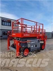 SkyJack SJ 6832 RT Žirkliniai keltuvai