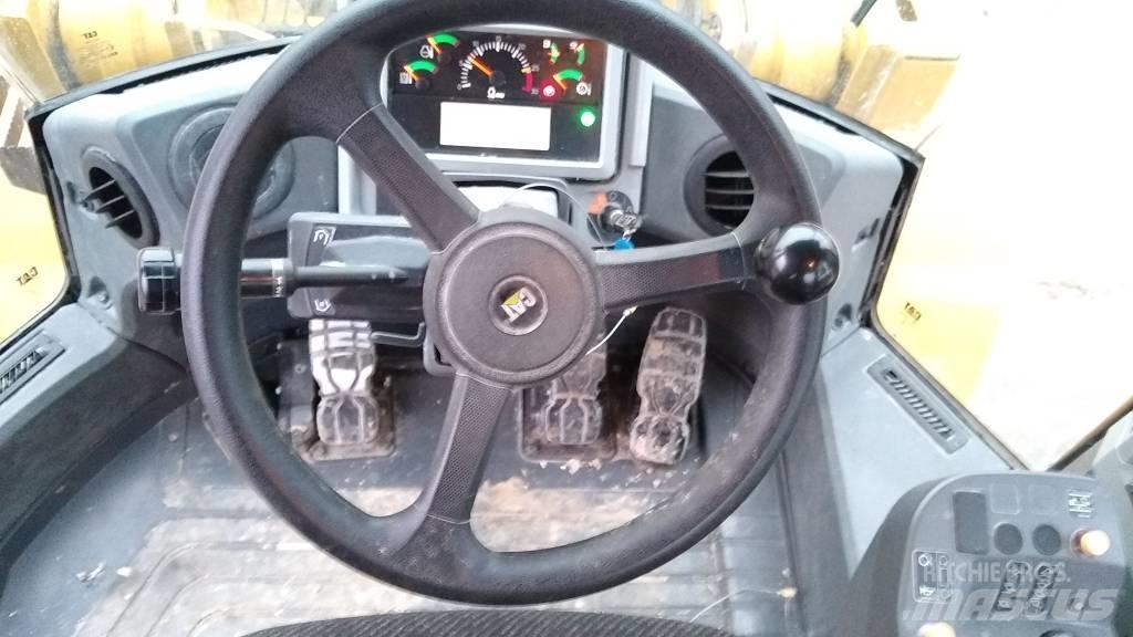 CAT 950M Naudoti ratiniai krautuvai