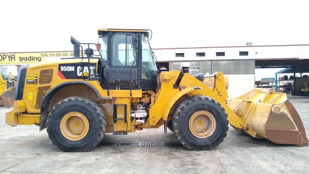 CAT 950M Naudoti ratiniai krautuvai