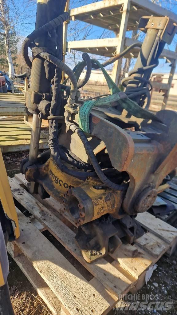 Engcon EC 226 Sukimo įrenginiai