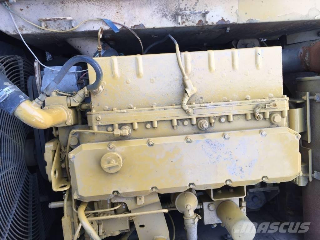 CAT 325 B Vikšriniai ekskavatoriai