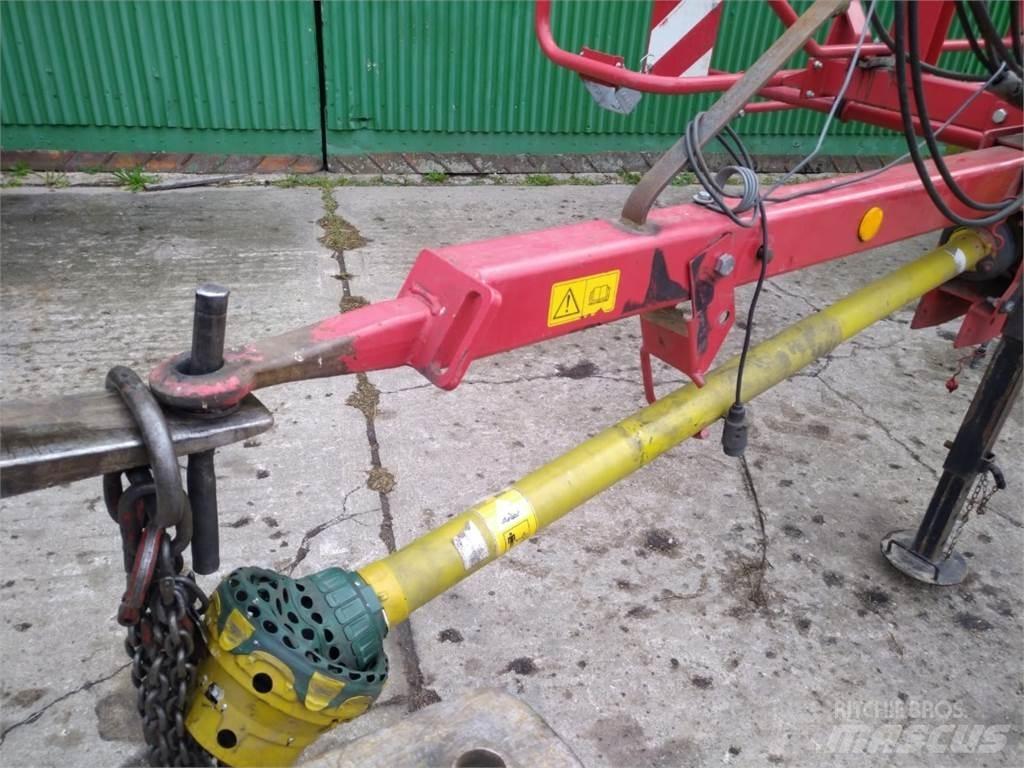 Lely Lotus 900P Šieno grėbliai ir vartytuvai
