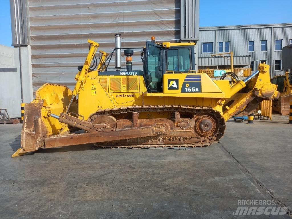 Komatsu D155A-6R Vikšriniai buldozeriai