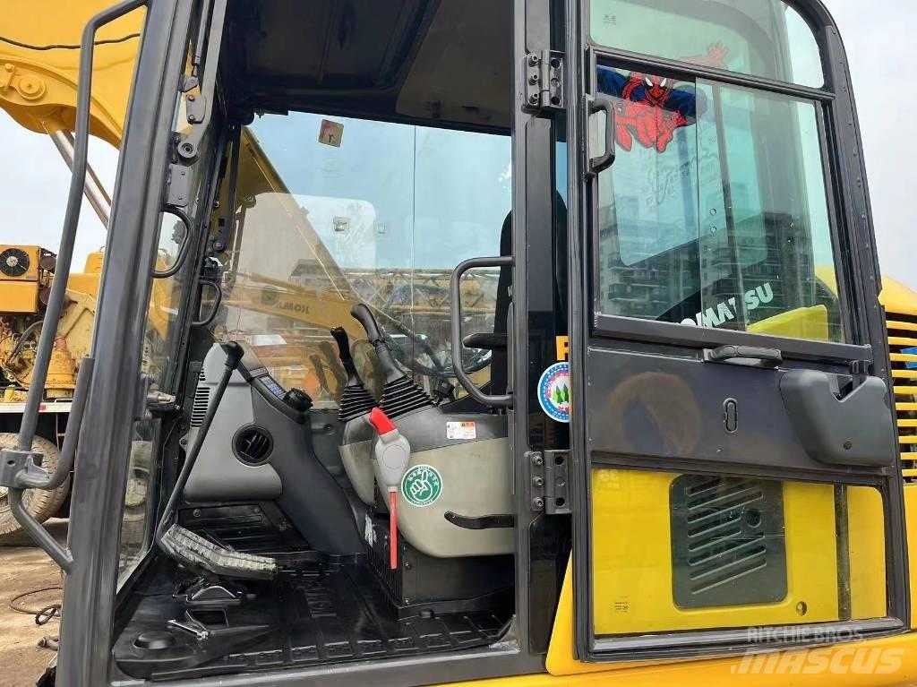 Komatsu PC70-8 Vikšriniai ekskavatoriai