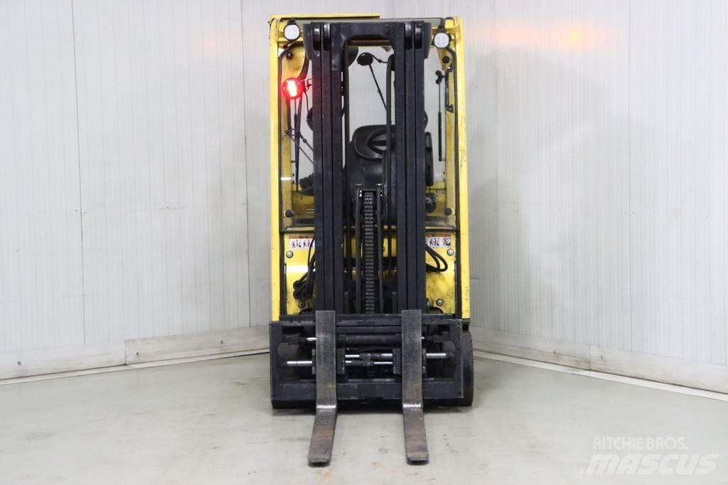 Hyster J1.6XNT Elektriniai šakiniai krautuvai