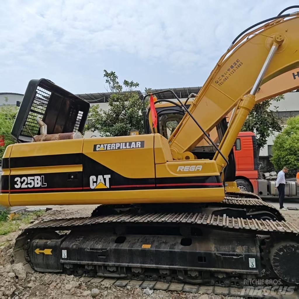 CAT 325 B L Vikšriniai ekskavatoriai