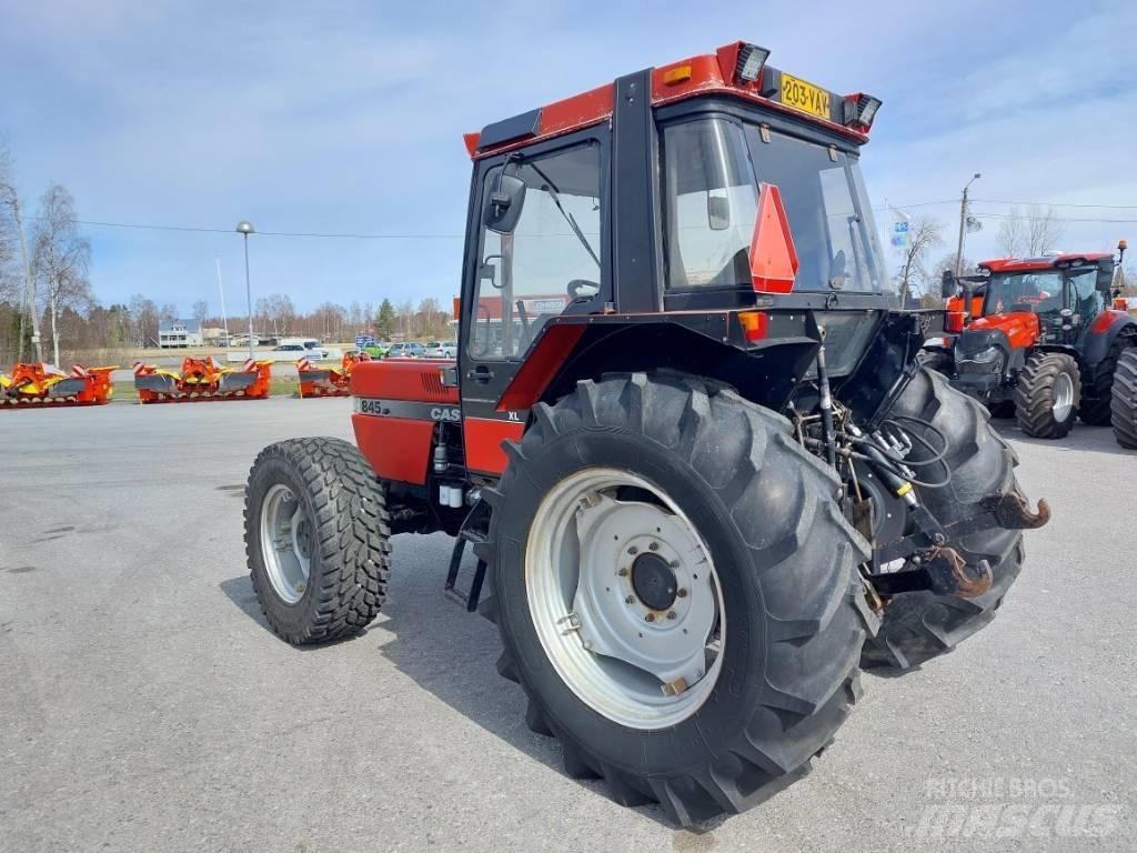Case IH 845 XL Turbo Traktoriai
