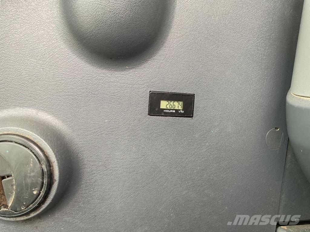 Hyundai HX145LCR Vikšriniai ekskavatoriai