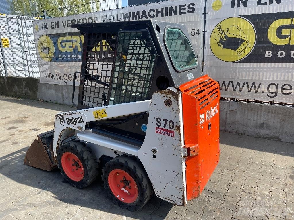 Bobcat S70 Krautuvai su šoniniu pasukimu