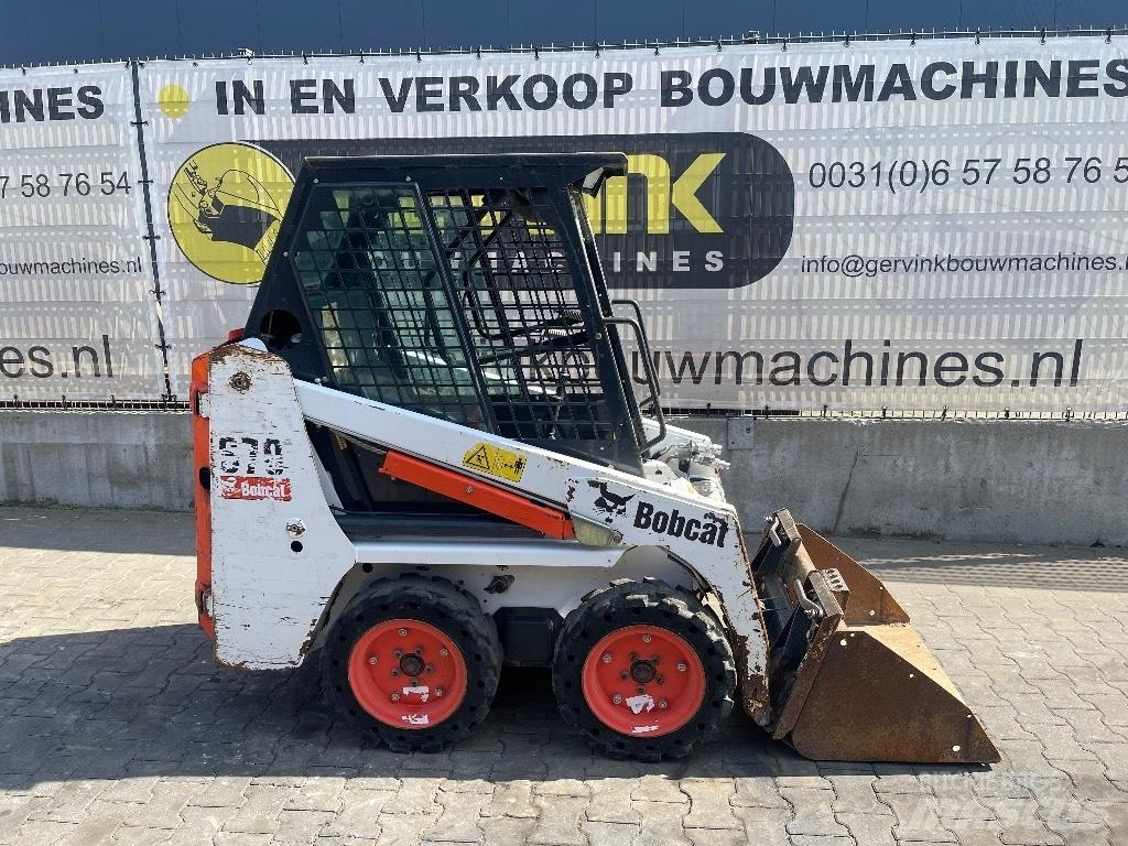 Bobcat S70 Krautuvai su šoniniu pasukimu