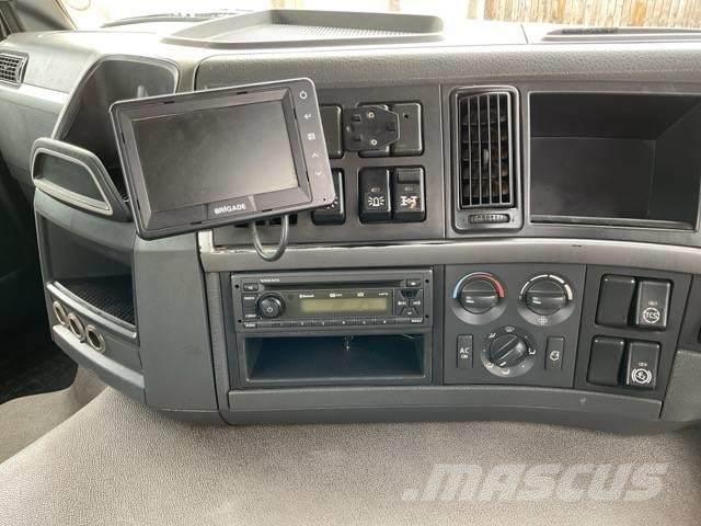 Volvo FM 380 Sunkvežimiai su keliamuoju kabliu