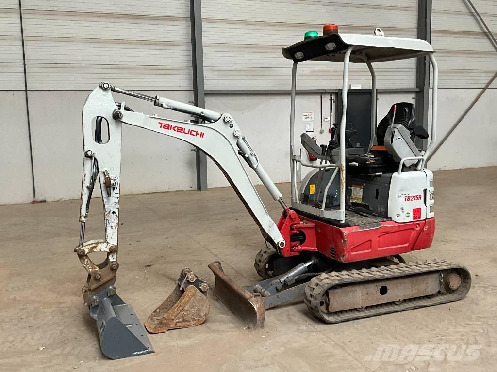 Takeuchi TB 215 R Mini ekskavatoriai < 7 t