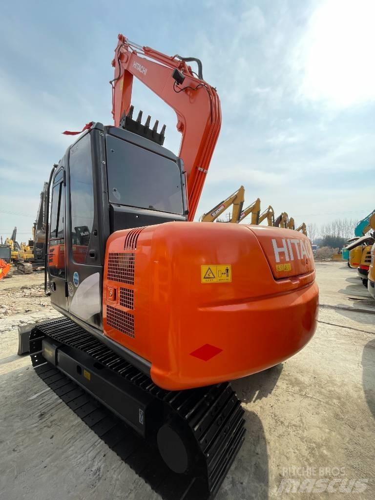 Hitachi 70 Mini ekskavatoriai < 7 t