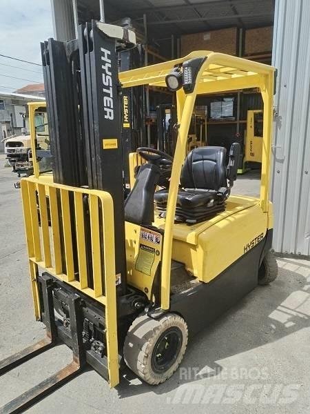 Hyster J 2.0 XN LWB Elektriniai šakiniai krautuvai