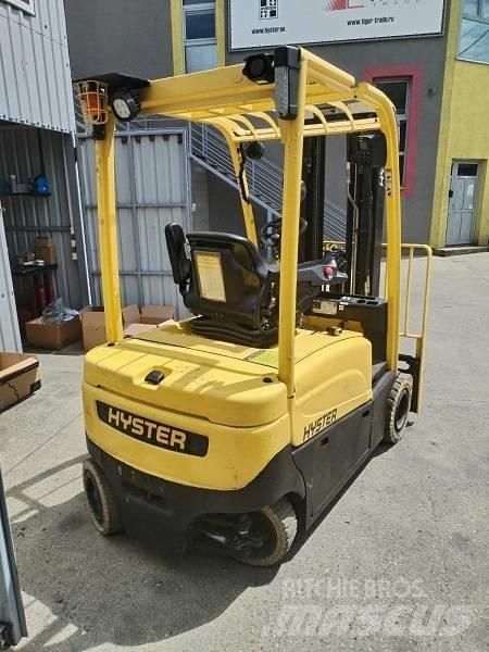 Hyster J 2.0 XN LWB Elektriniai šakiniai krautuvai