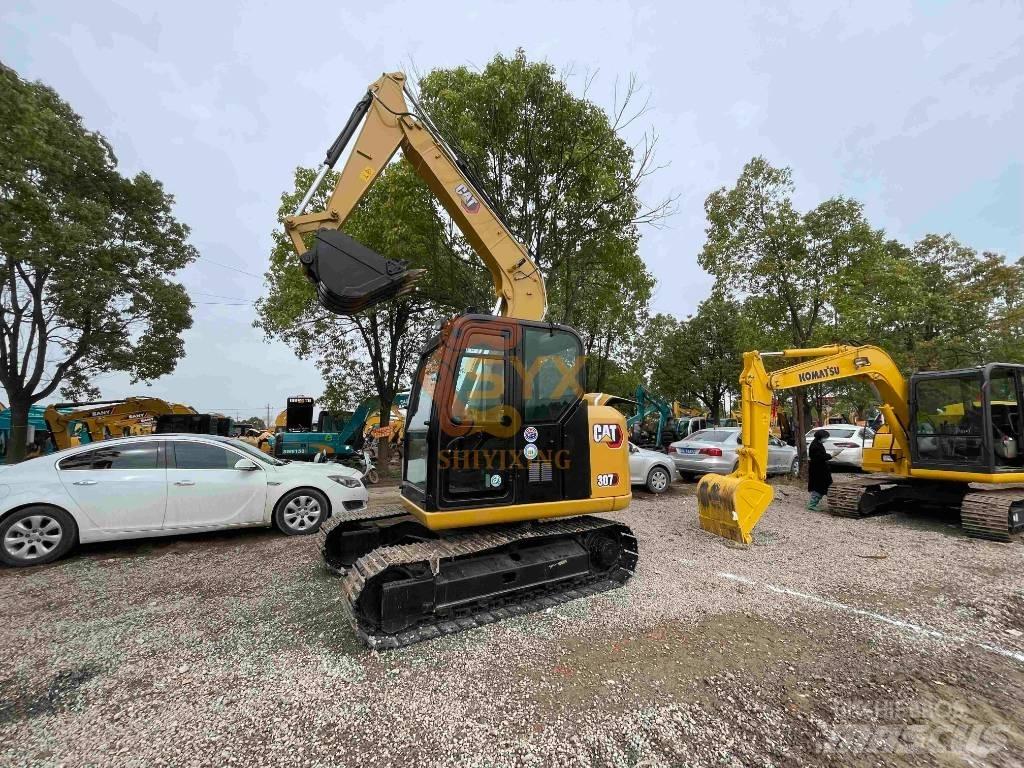 CAT 307E Vidutinės galios ekskavatoriai 7-12 t