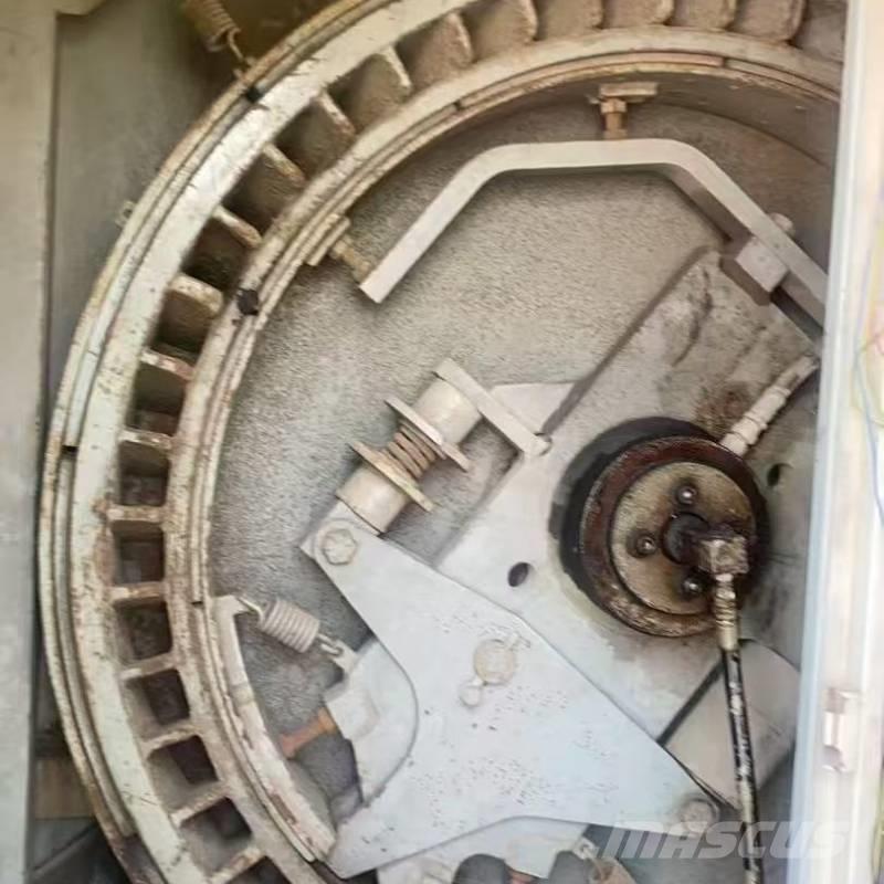 Kobelco 7150 Vikšriniai kranai