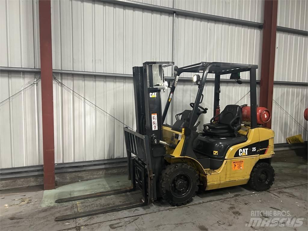 CAT GP25NT LPG (dujiniai) krautuvai