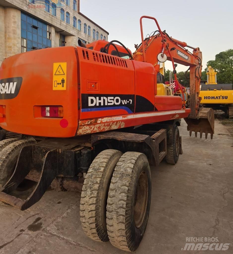 Doosan 150 W-7 Ratiniai ekskavatoriai
