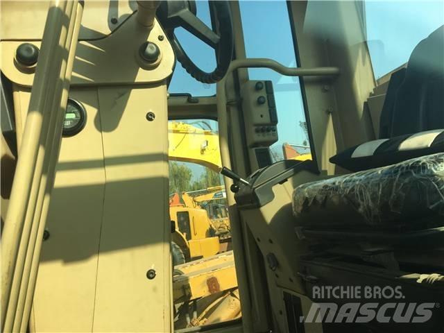 CAT 140K Greideriai