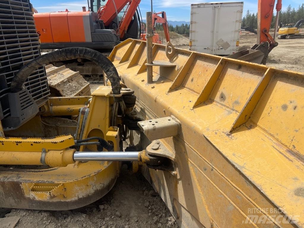DEERE 750J Vikšriniai buldozeriai