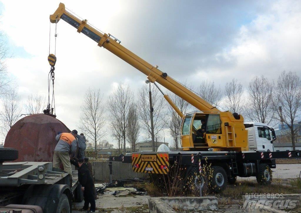 Hidrokon HK 30 18 T2 Visureigiai kranai