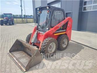 Neuson 701 S Krautuvai su šoniniu pasukimu