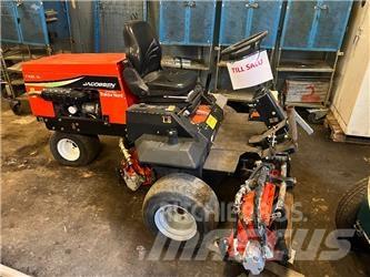 Jacobsen T-PLEX185 Sodo traktoriukai-vejapjovės