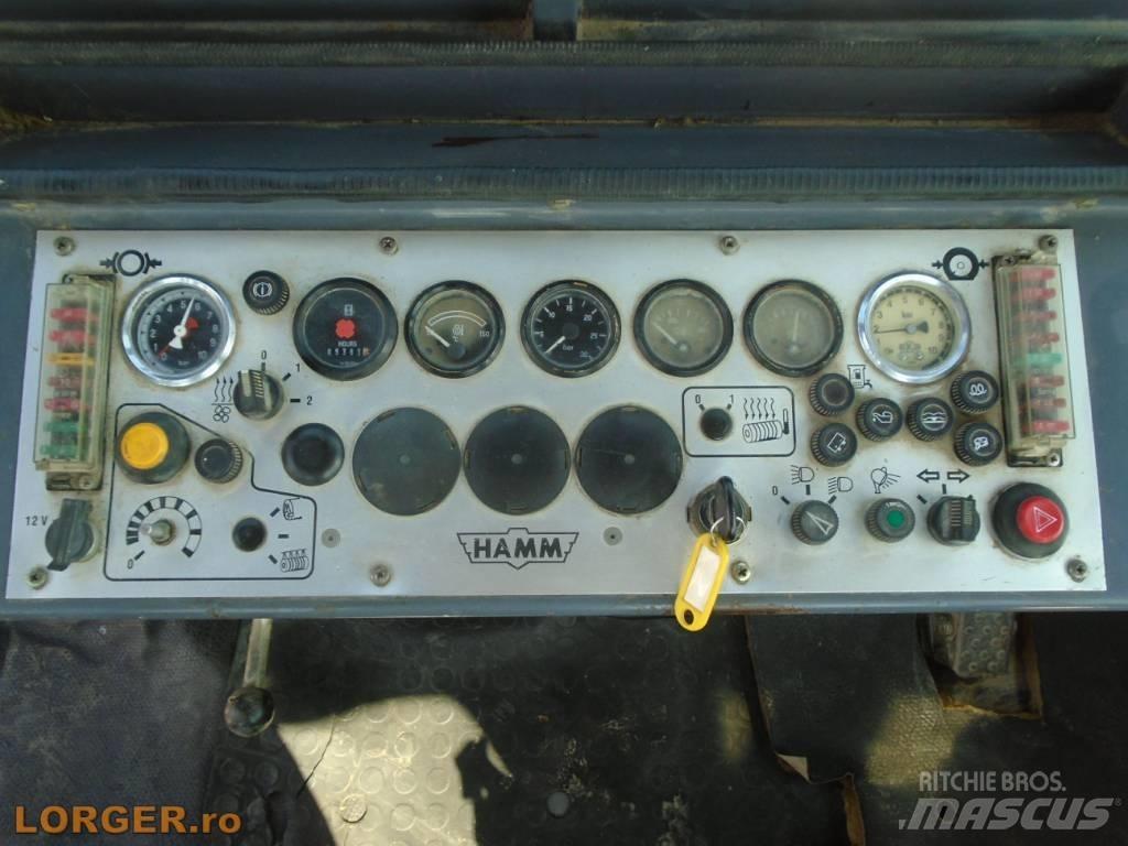 Hamm GRW 18 Pneumo volai